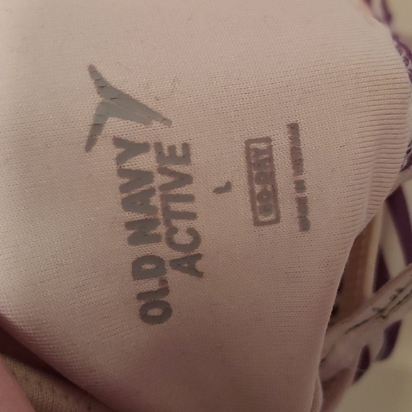 Old Navy Active Go Dry Medium Support Sports Bra - Picture 5 of 7